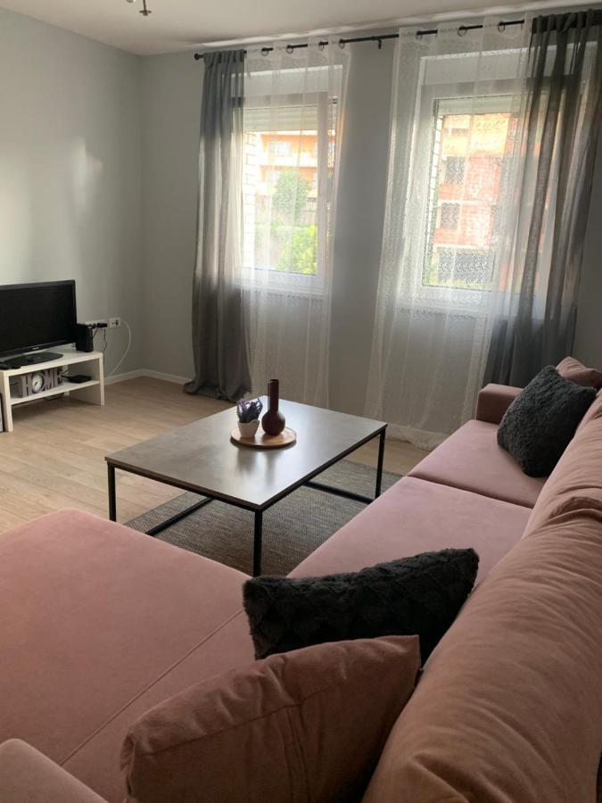 Novoureden Stan U Vitezu Apartment Екстериор снимка